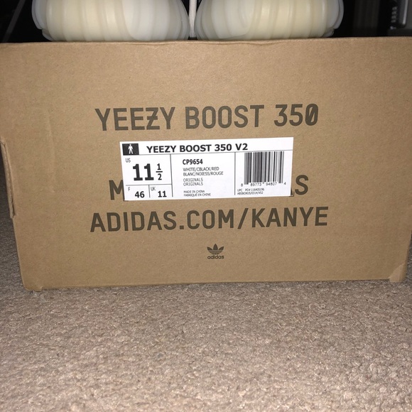 11&1/2 YEEZY 350 BOOST - Picture 2 of 6